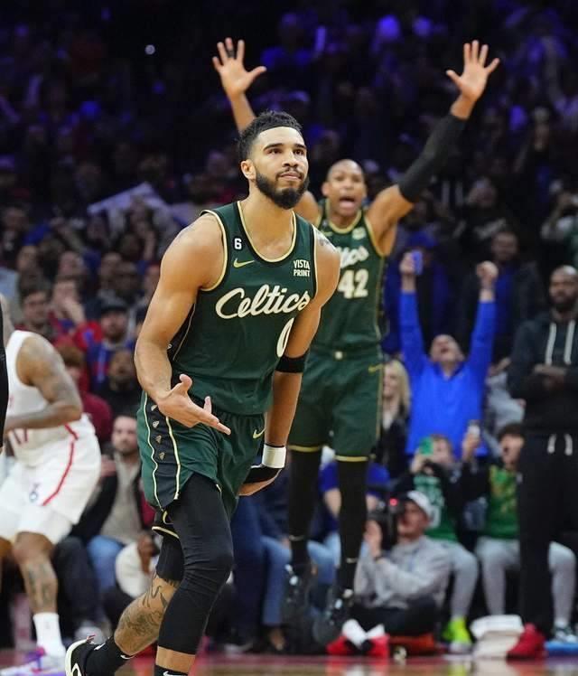 爱游戏APP-雄鹿翻盘国王，霍勒迪刷新纪录