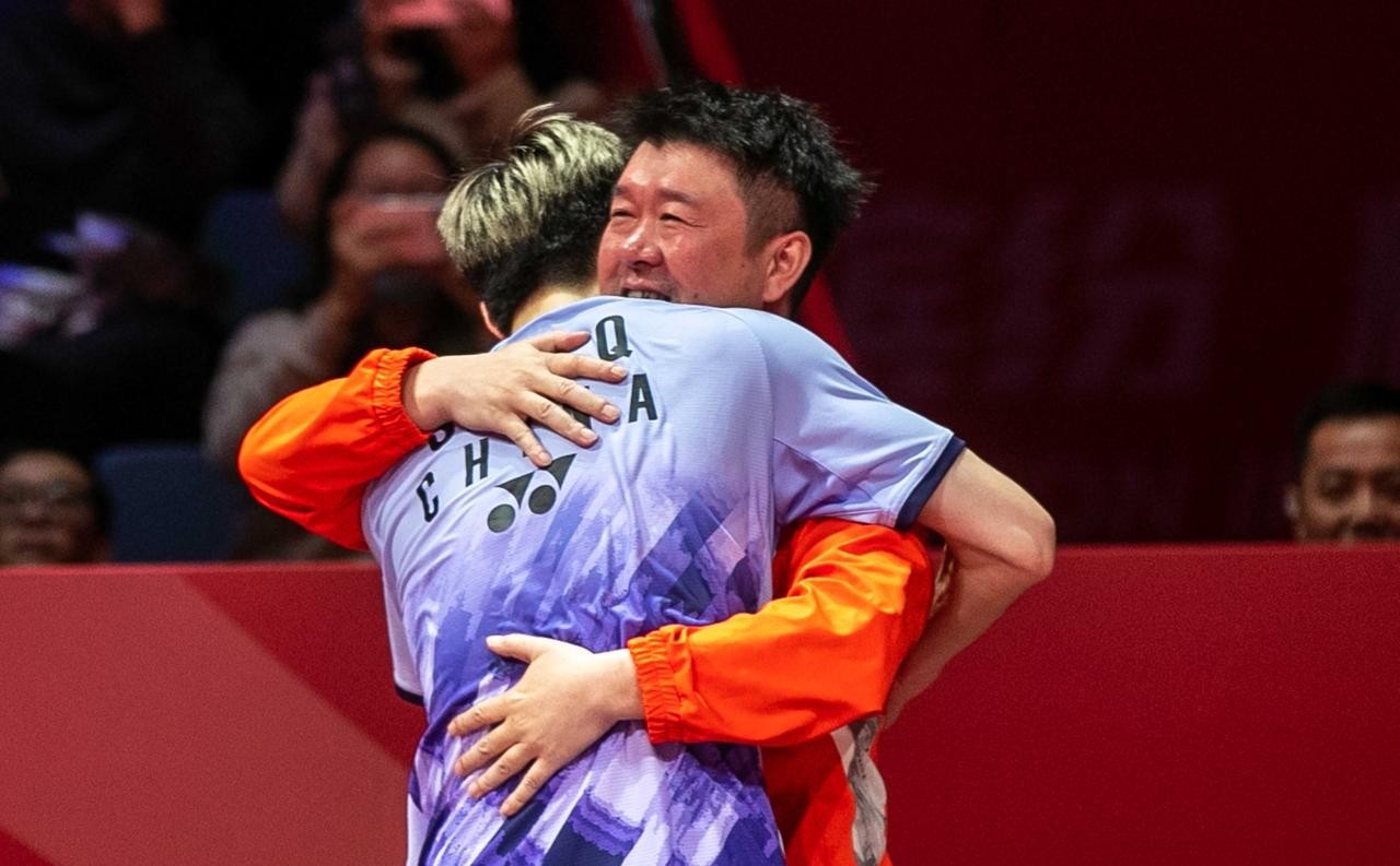 包含法国队碾压马来西亚队，石宇奇关键制胜的词条