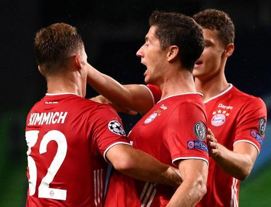 多特蒙德轻取土耳其，格纳布里扛起全队