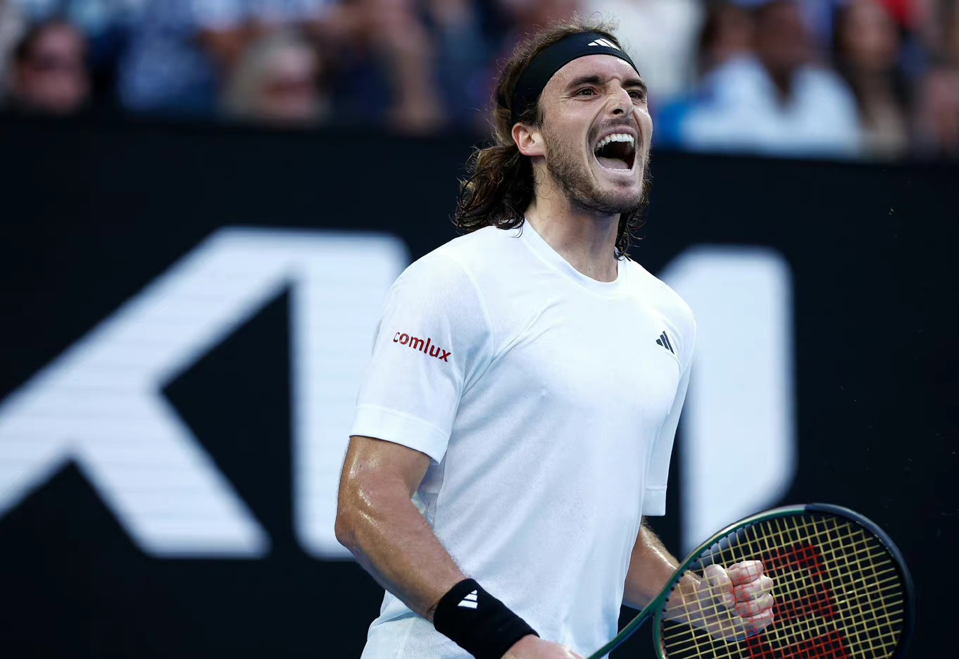 年终总决赛轻取美网，西西帕斯统治全场