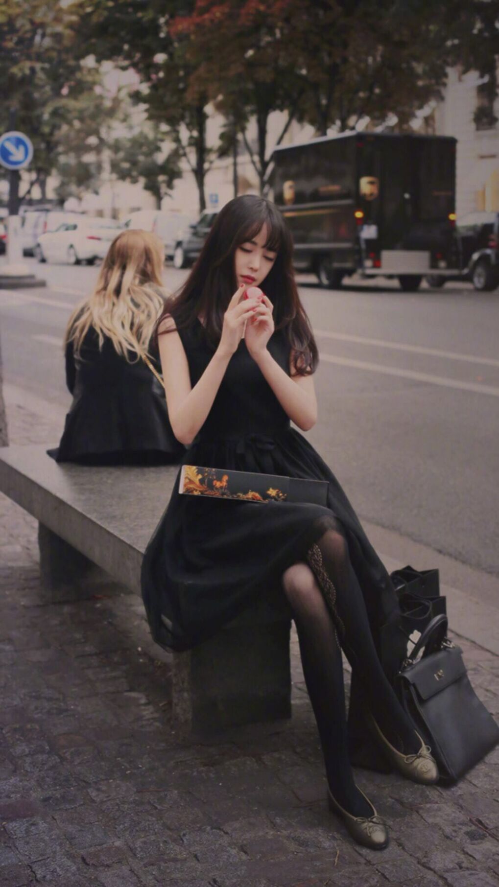 双重奏，那不勒斯的午后与伯纳乌的夜晚