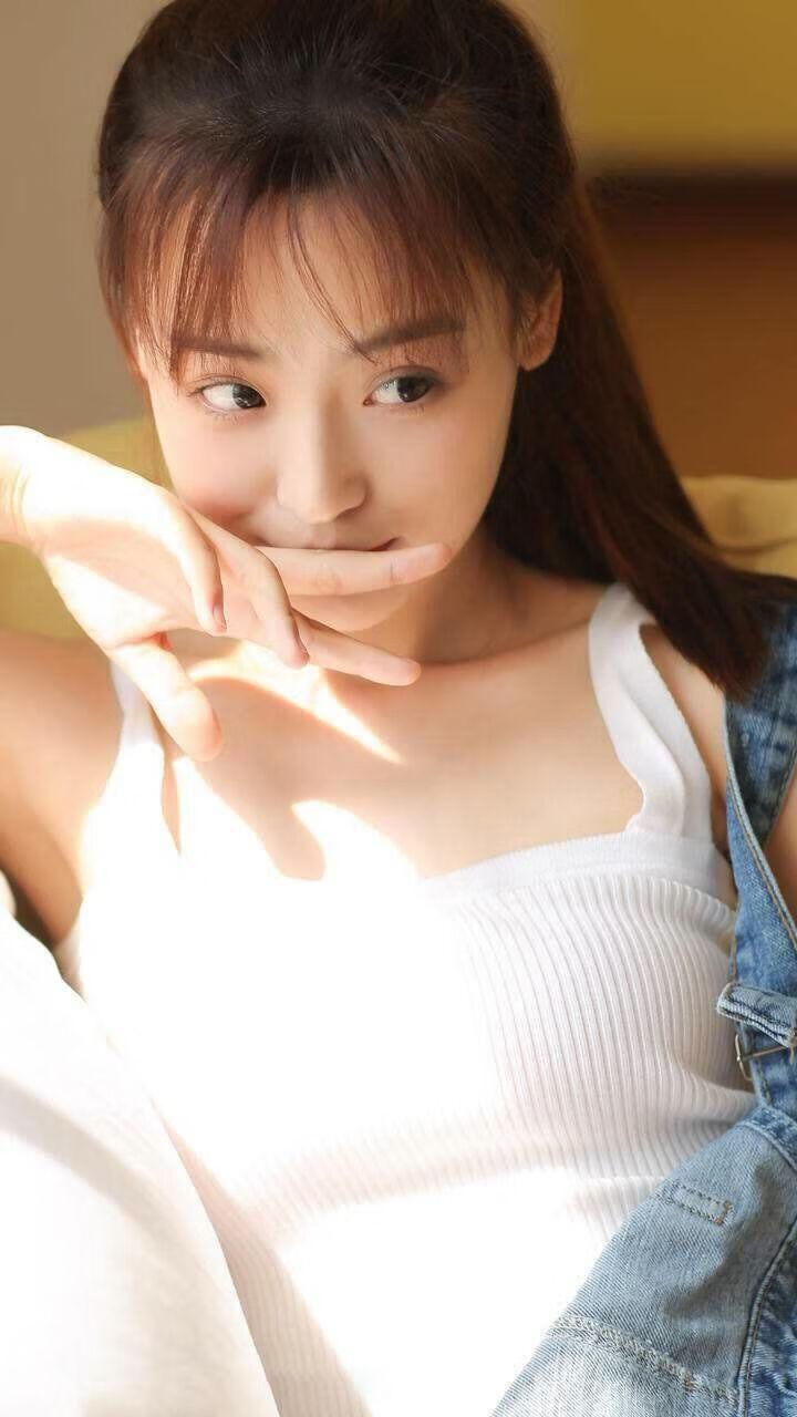 赛道上的心跳终结者，勒克莱尔引领迈凯伦上演史上最大超车秀，绝杀哈斯车队！