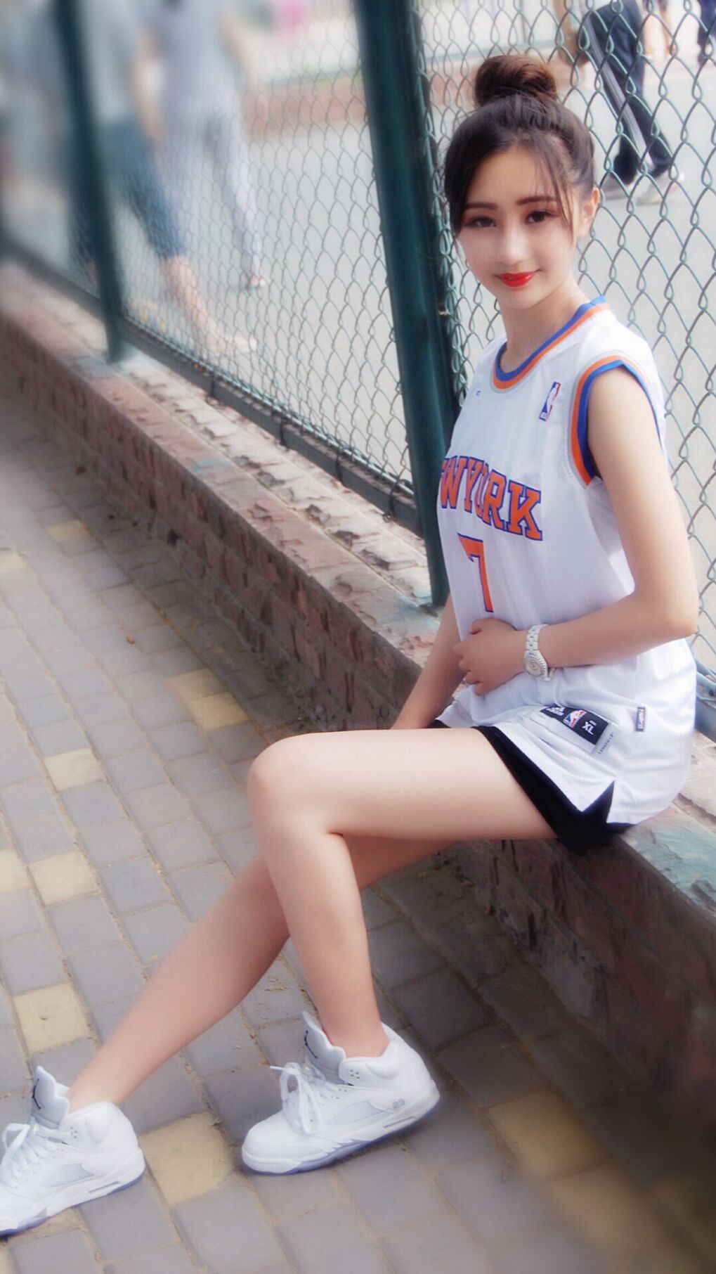 友谊赛的战术启示，拉齐奥速胜五星巴西，巴斯托尼化身防线指挥官